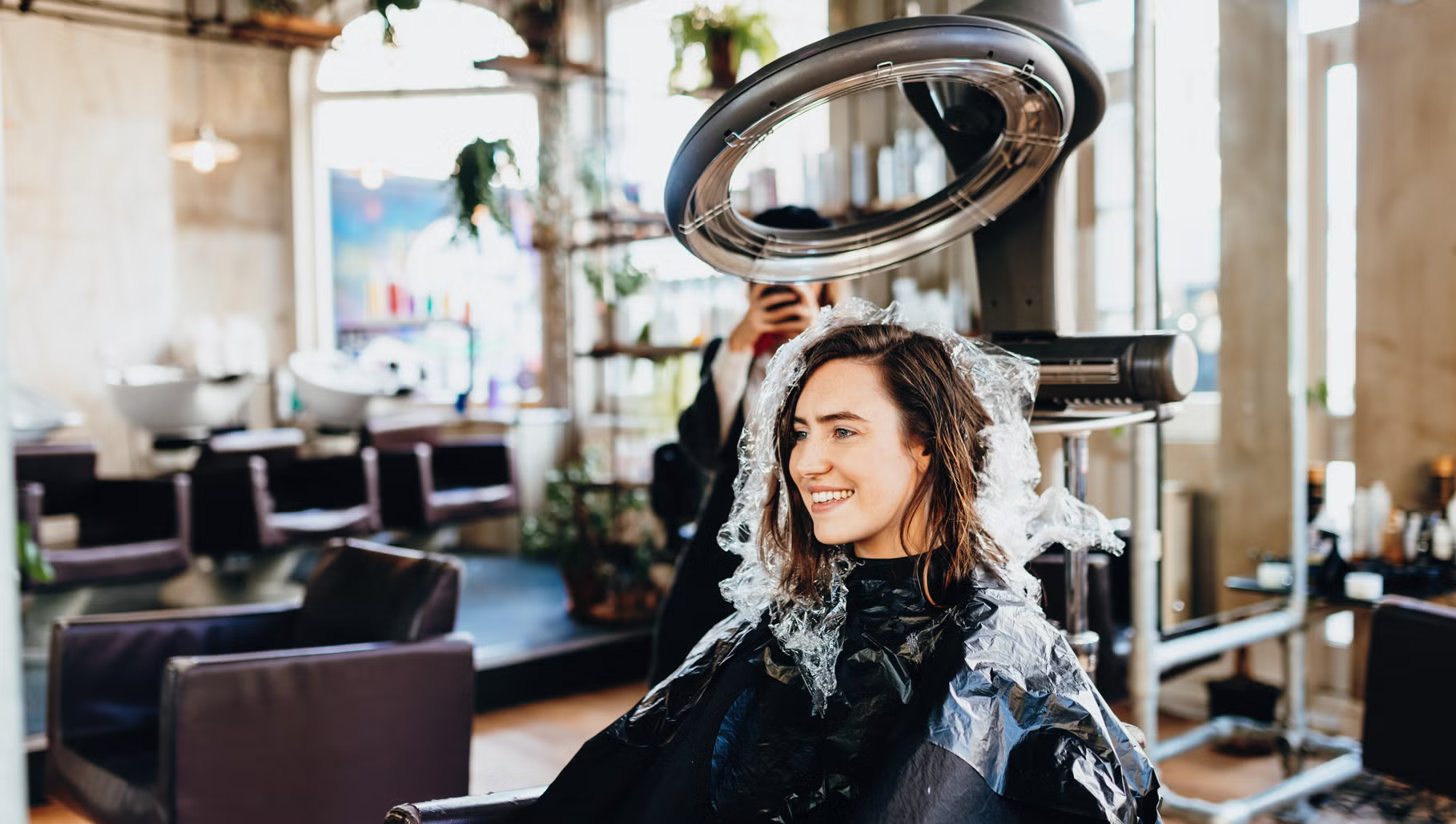 Lambros Vasilas Hair Atelier, χώρος κομμωτηρίου Καλλιθέα